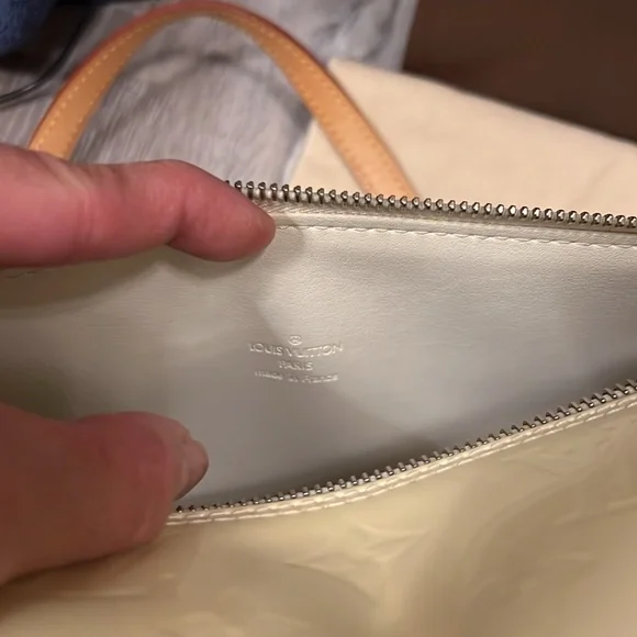 Pre loved barrel pearl white with COA - Picture 10 of 11